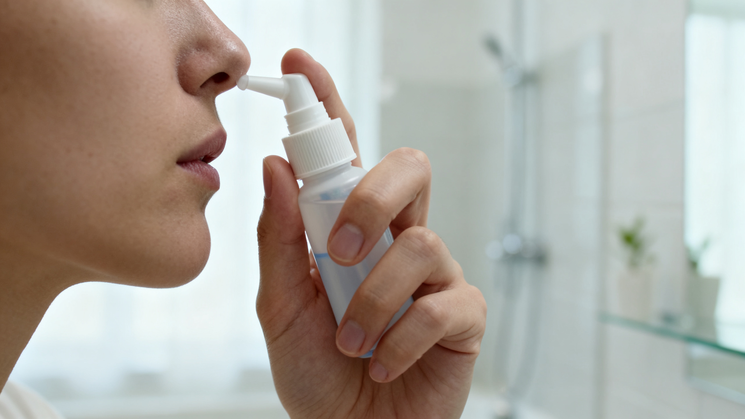 Utilisation d'un spray nasal pour rhinite vasomotrice